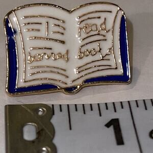 I Read Banned Books Pin Brooch